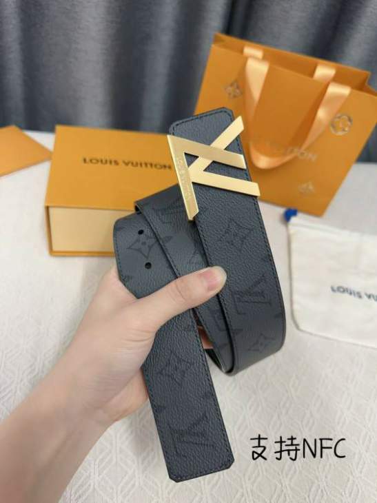 Picture of Louis Vuitton Belts _SKUfw197173567fw